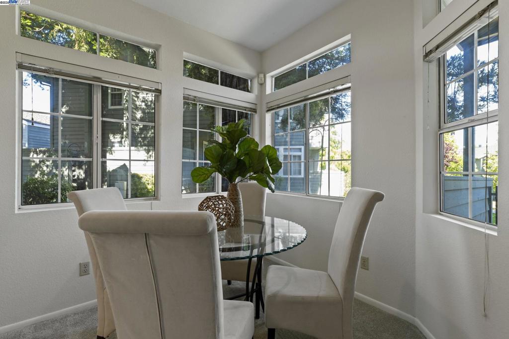 CANYON MEADOWS - Residential