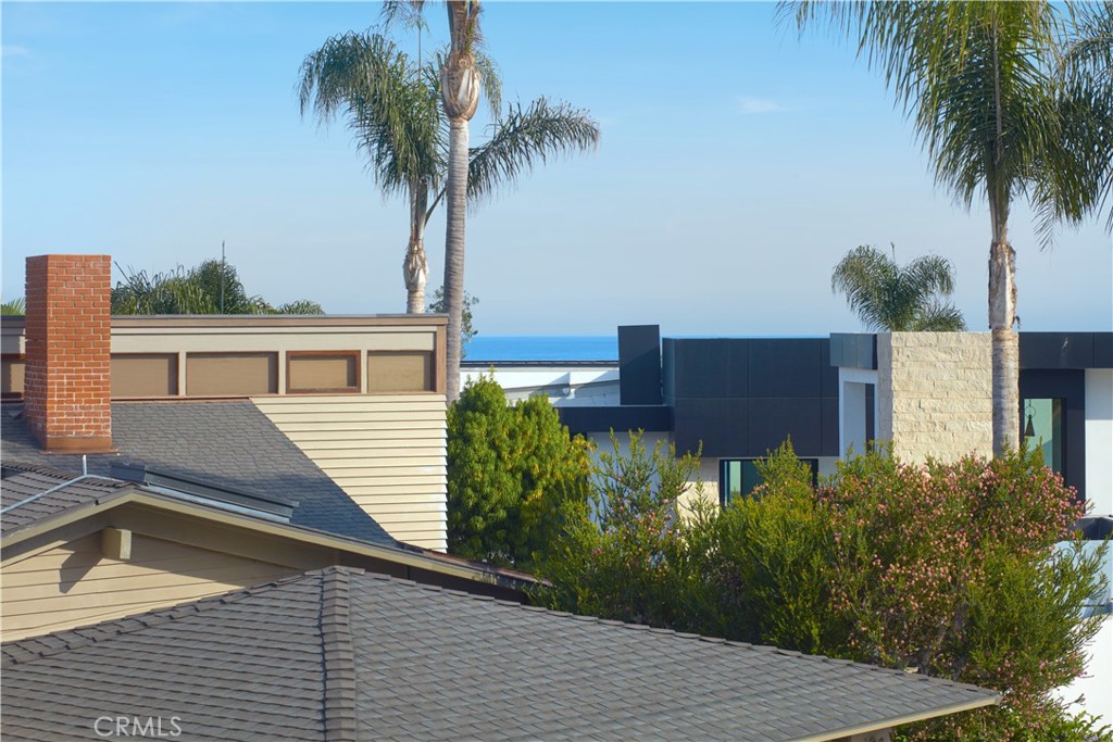 Corona del Mar South of PCH (CDMS) - Residential