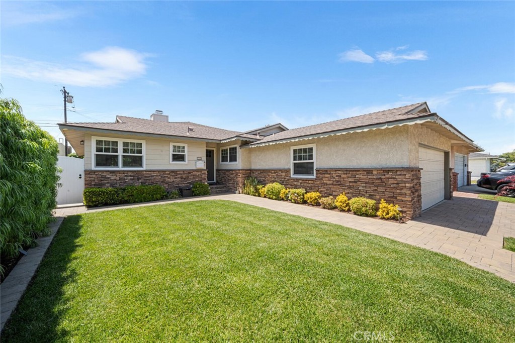 5323 Fidler Avenue