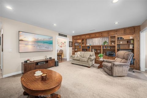 5323 Fidler Avenue Lakewood CA 90712