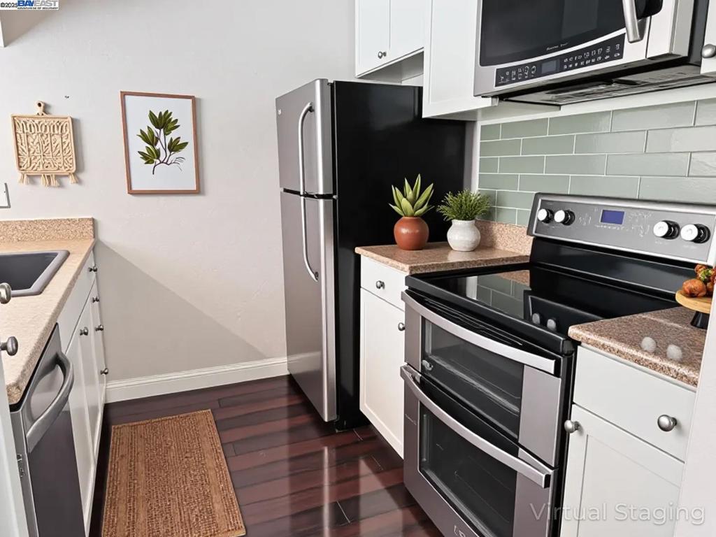 1087 Murrieta Blvd 243