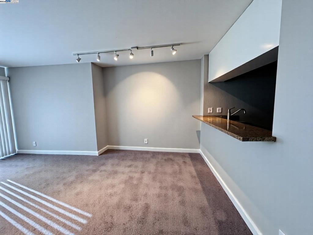 1087 Murrieta Blvd 243