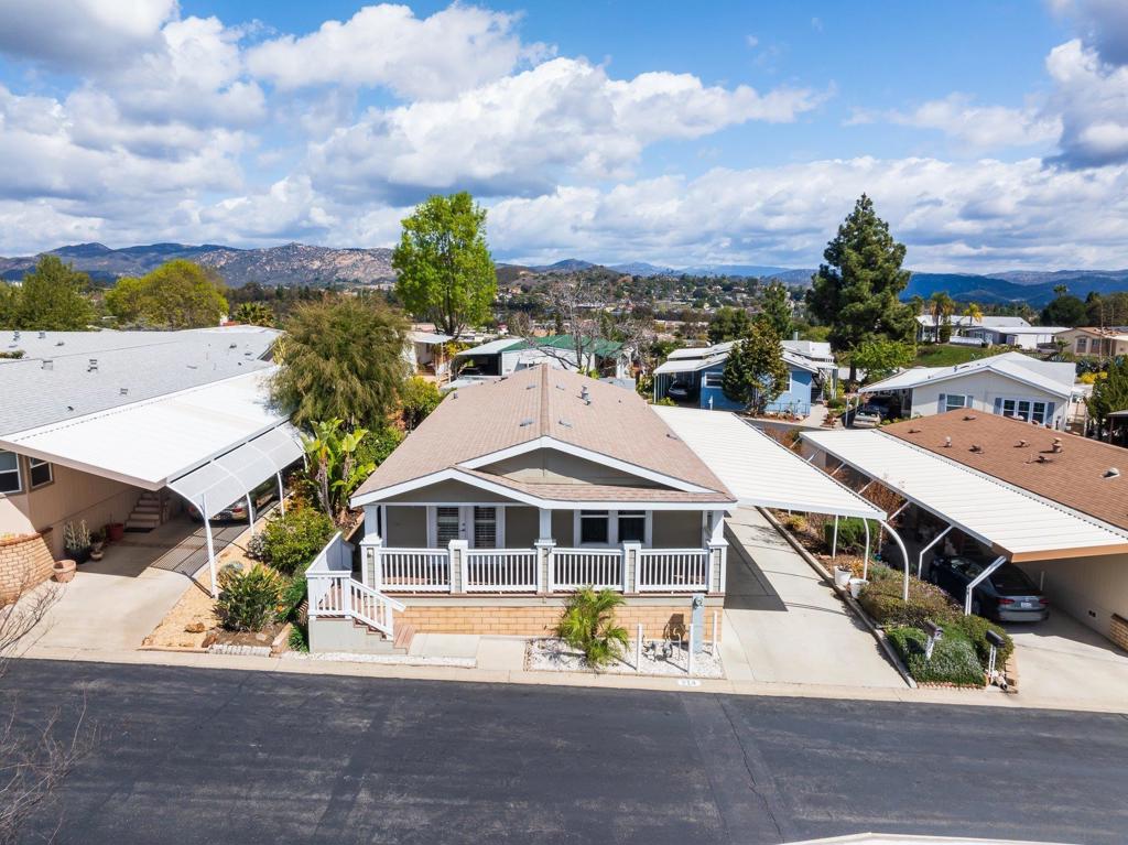 525 W El Norte Pkwy 214