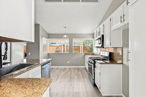 Tiny photo for 40094 Palma Vista ST, Murrieta, CA 92562 (MLS # CV26193410)