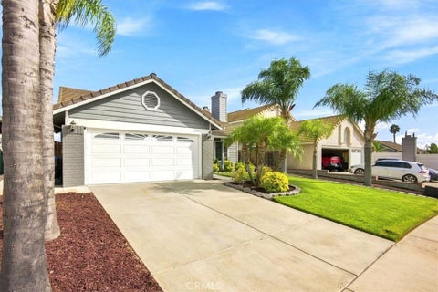 Tiny photo for 40094 Palma Vista ST, Murrieta, CA 92562 (MLS # CV26193410)