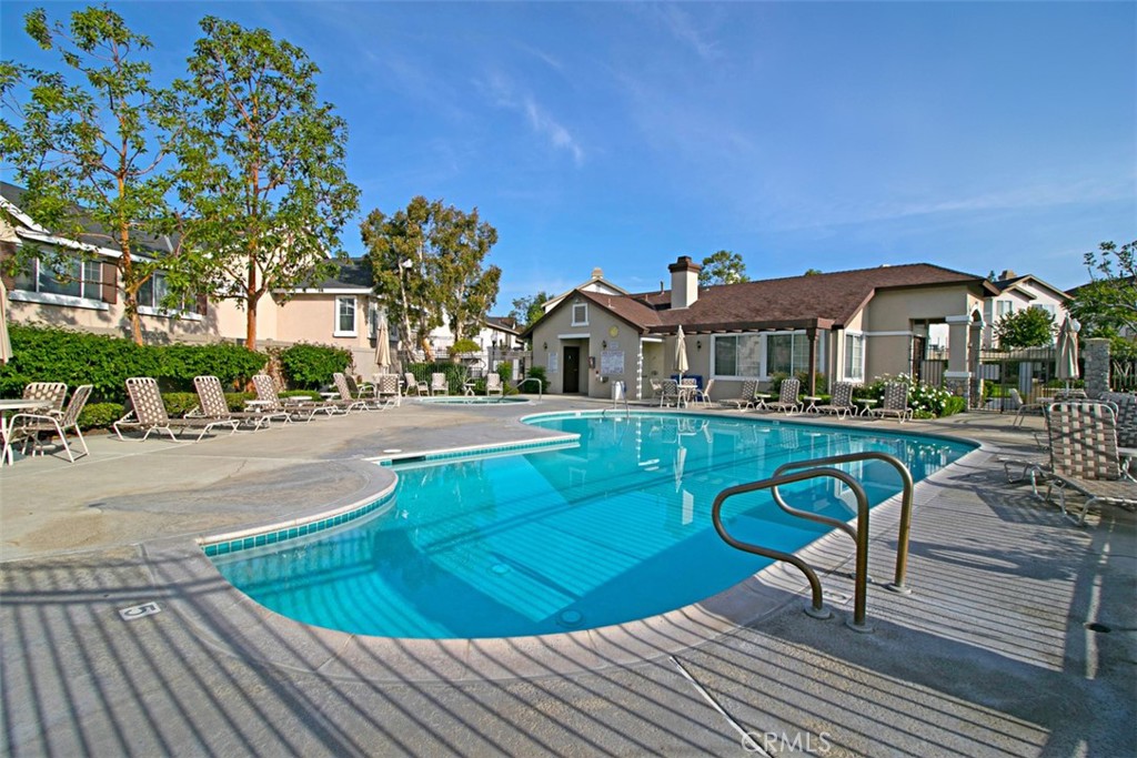 Welcome to this beautifully upgraded residence nestled within the highly sought-after Huntington gated community. This light-filled home offers 2 spacious bedrooms, 2.5 bathrooms, and a thoughtfully designed floor plan that maximizes comfort and functionality.
Enjoy a charming front porch entry that leads into an elegant interior featuring granite countertops in the kitchen and bathrooms, ample storage throughout, and custom plantation shutters. The gourmet kitchen seamlessly opens to a generous family room, highlighted by a dual-sided fireplace that creates a warm and inviting ambiance—perfect for entertaining or relaxing.
Upstairs, you’ll find two expansive primary suites, each with its own en suite bathroom and walk-in closet. A cozy reading nook at the top of the stairs adds character and utility to the space.
Additional highlights include a rare 3-car garage, ensuring ample parking and storage. Residents enjoy resort-style amenities including pools, spas, and a clubhouse.
Ideally located in the heart of Orange, this home offers convenient access to top-rated shopping, dining, and entertainment options—including the popular Orange Circle.
