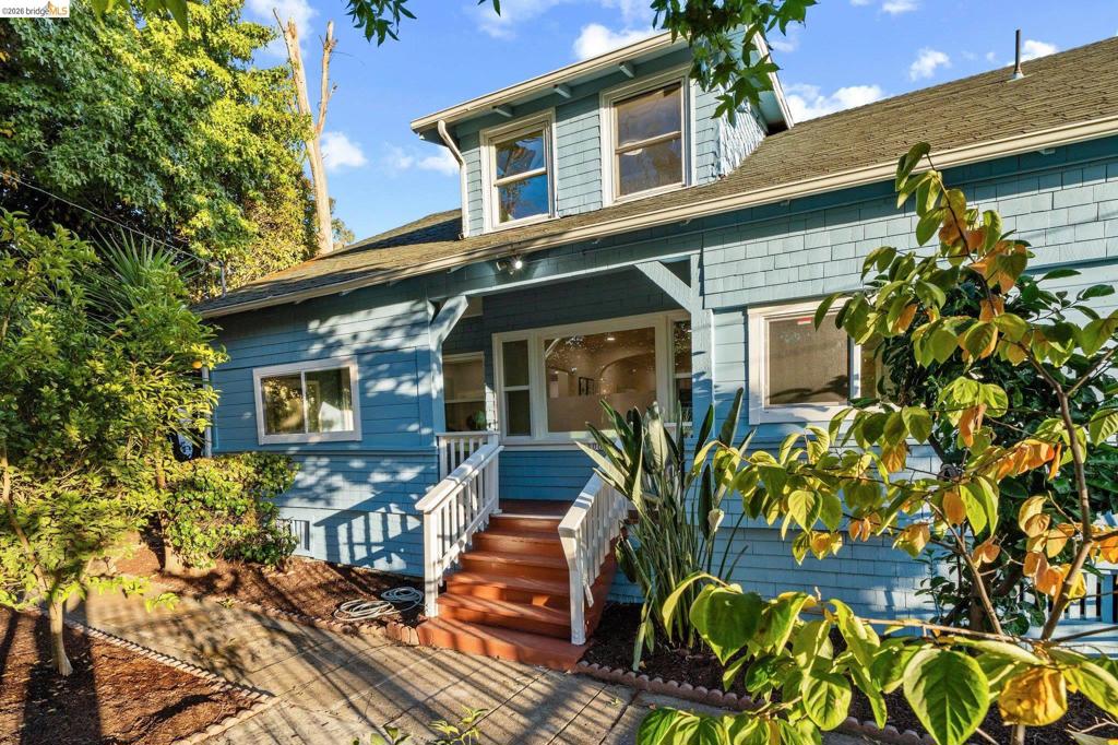 3006 High Street