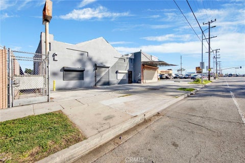 Photo of 11316 S Vermont Ave, Los Angeles, CA 90044 (MLS # PW26159403)