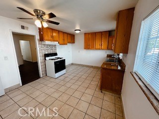 431 E Rosslynn