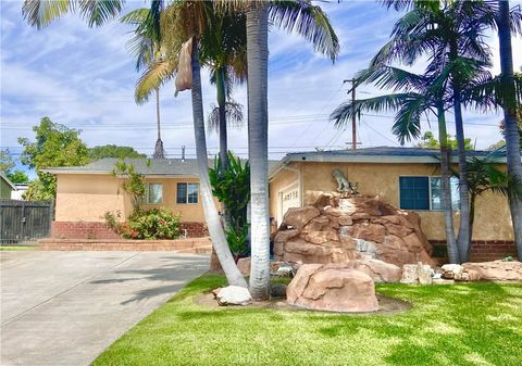 431 E Rosslynn Fullerton CA 92832