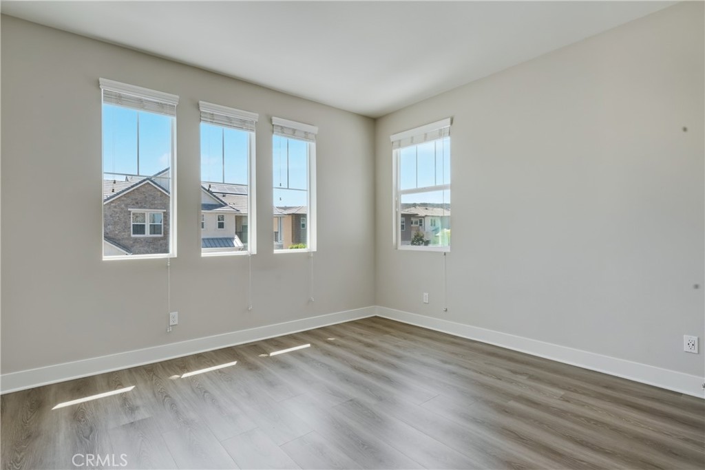 Eclipes - Residential Lease