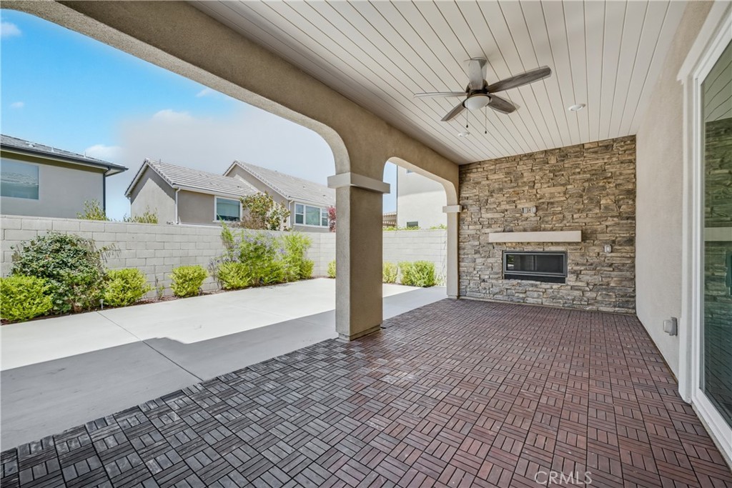 Eclipes - Residential Lease