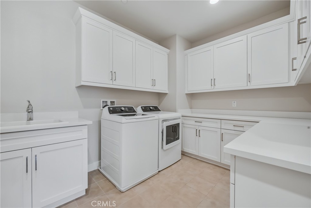 Eclipes - Residential Lease