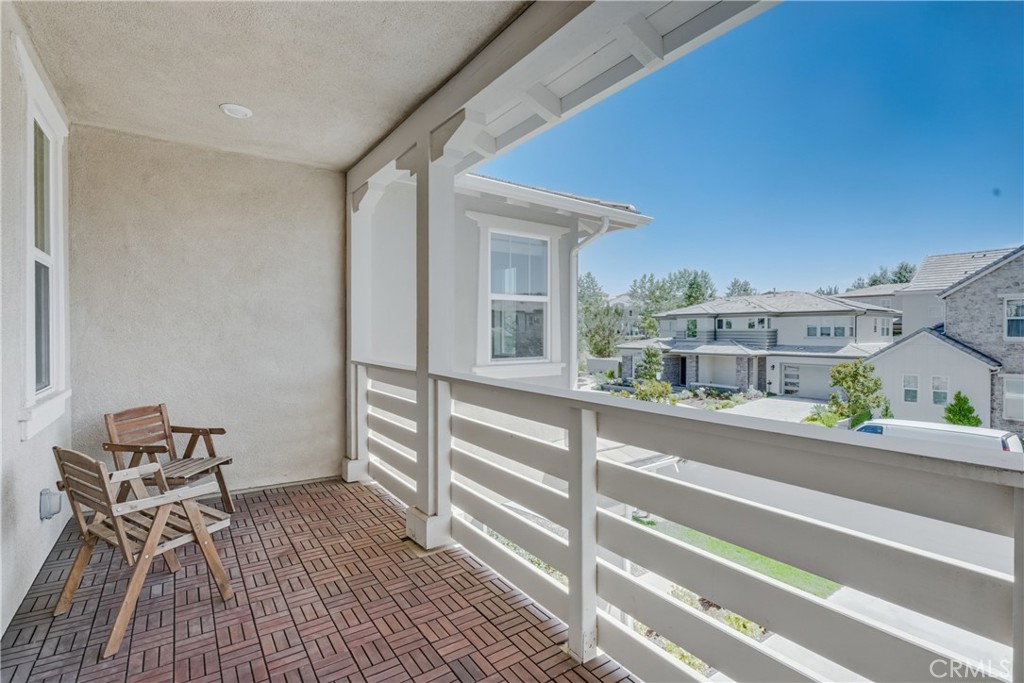 Eclipes - Residential Lease