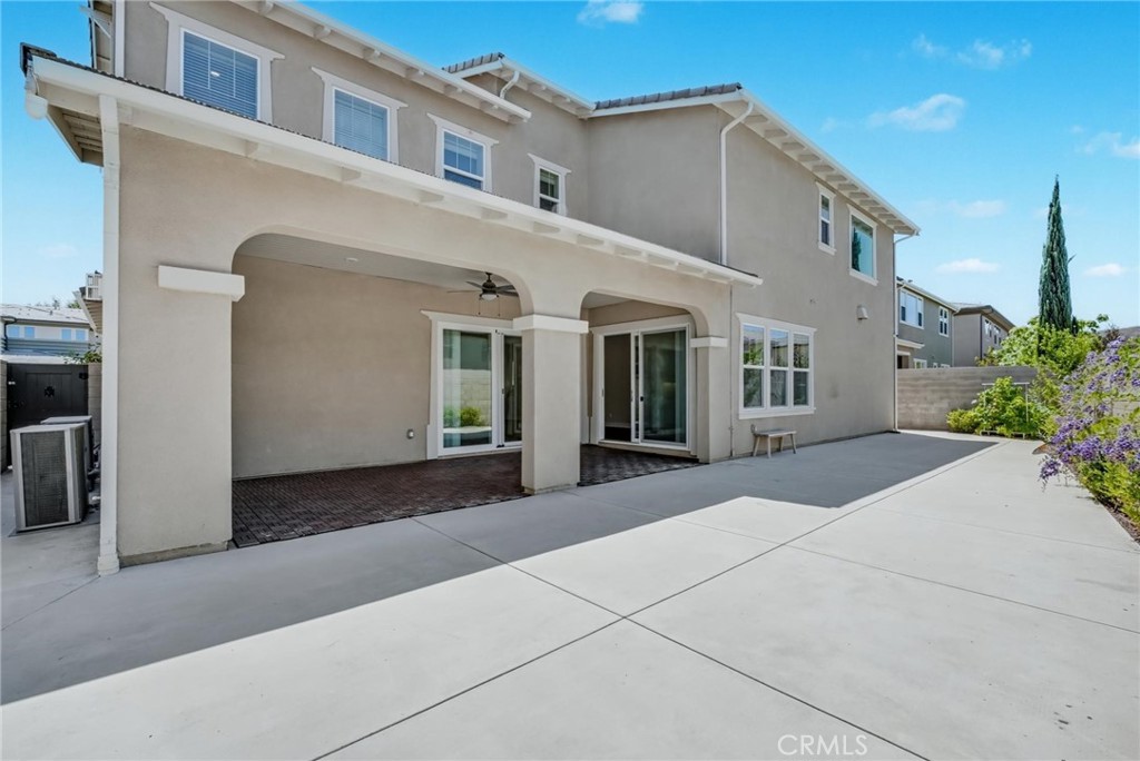 Eclipes - Residential Lease