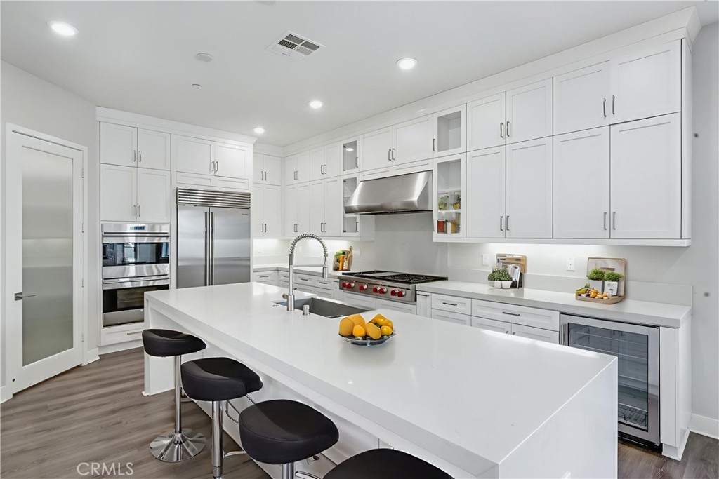 Eclipes - Residential Lease