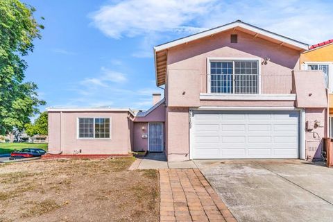 33162 Lake Pyramid Street Fremont CA 94555