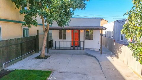 Photo of 10515 S Main St, Los Angeles, CA 90003 (MLS # DW26052438)