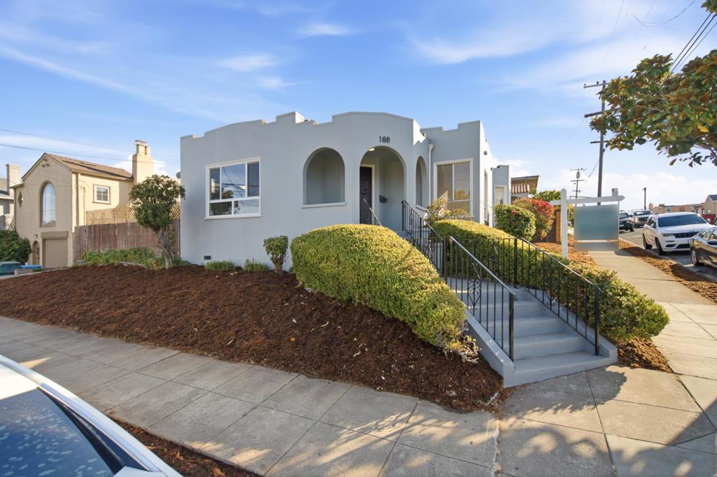 188 San Felipe Avenue