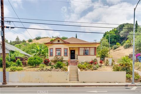 Photo of 2700 Lincoln Park Avenue, Los Angeles, CA 90031 (MLS # CV25123667)