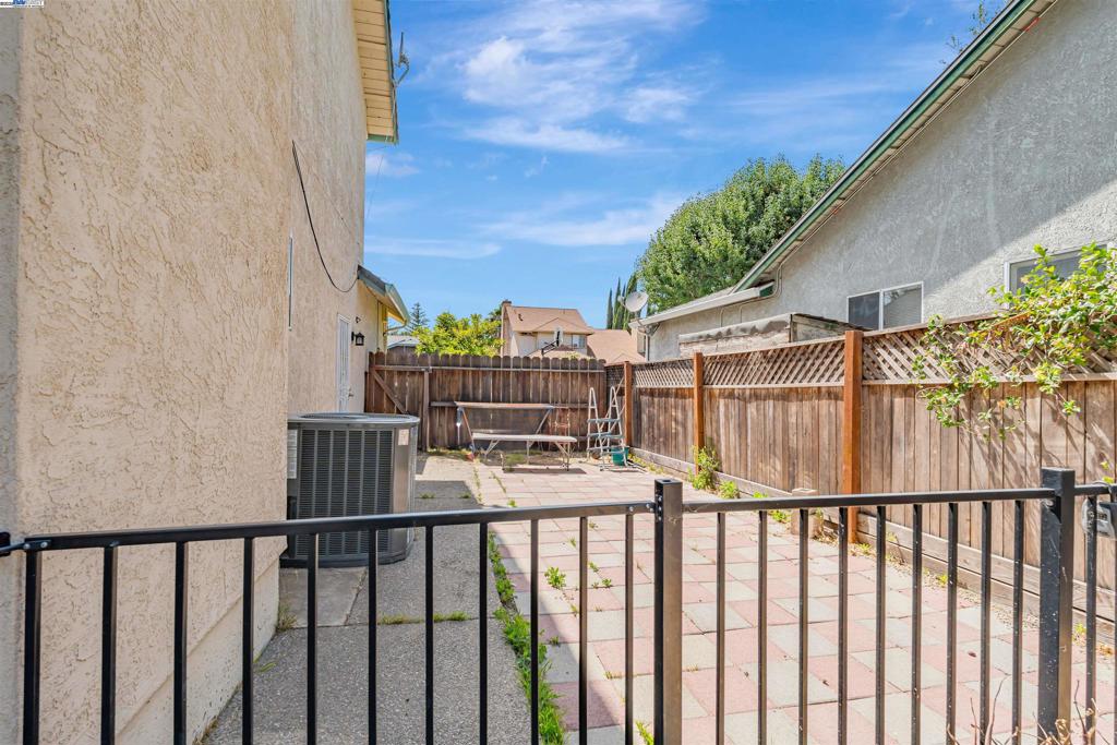 Not Listed - Residential