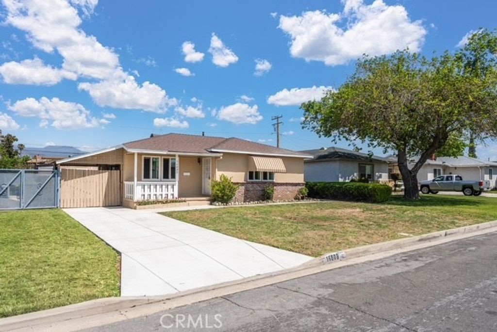 Photo of 16809 E Devanah St, Covina, CA 91722 (MLS # CV26082604)