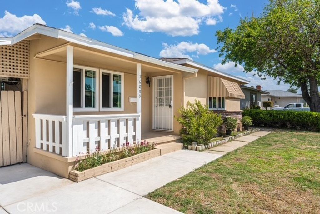 Photo of 16809 E Devanah St, Covina, CA 91722 (MLS # CV26082604)