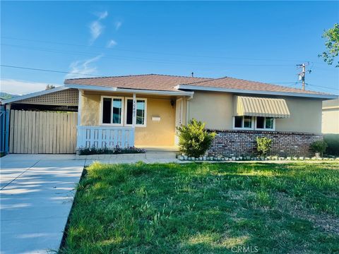Photo of 16809 E Devanah St, Covina, CA 91722 (MLS # CV26082604)