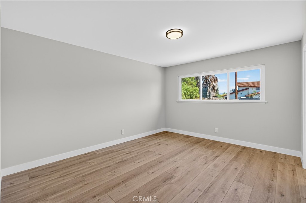 Tom Paul (W) (133) - Residential