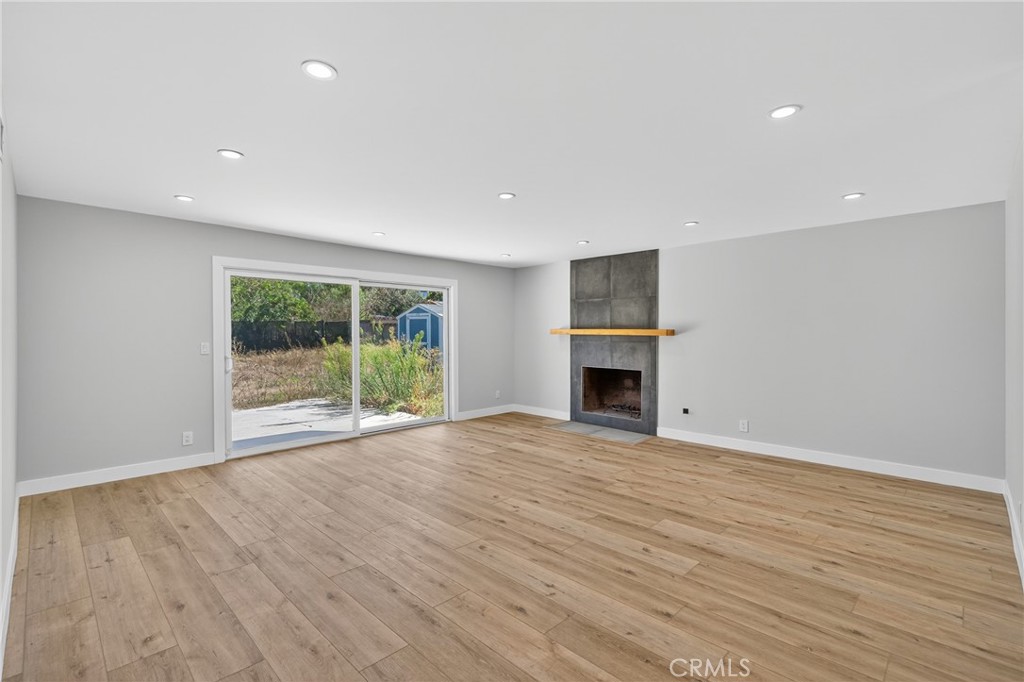Tom Paul (W) (133) - Residential