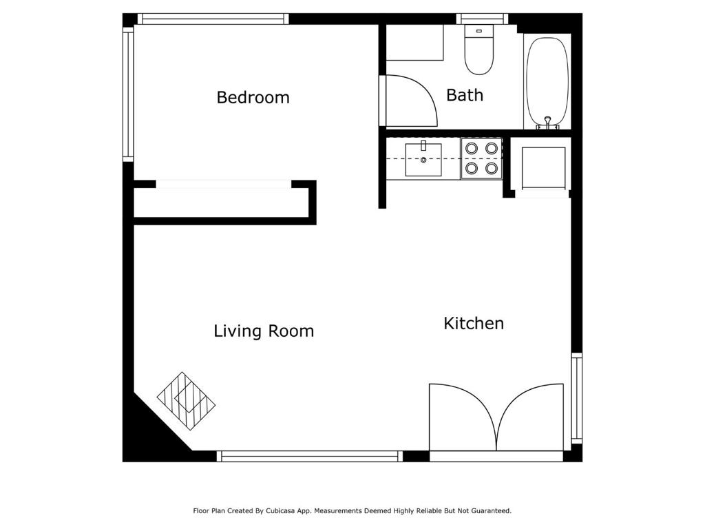Main image without alt text