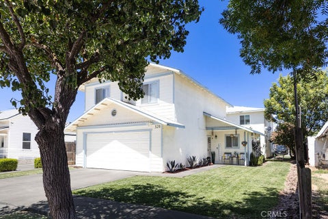 Photo of 320 B ST, Lemoore, CA 93245 (MLS # PW26196822)