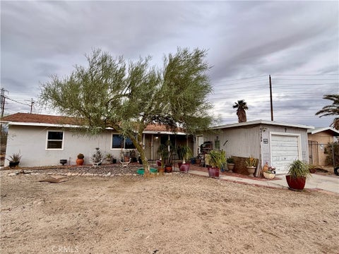 Photo of 64380 Thumb DR, North Palm Springs, CA 92258 (MLS # DW26221001)