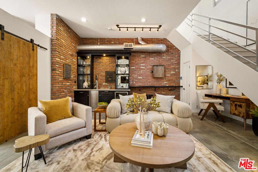 630 Rose Avenue 5, Venice CA 90291