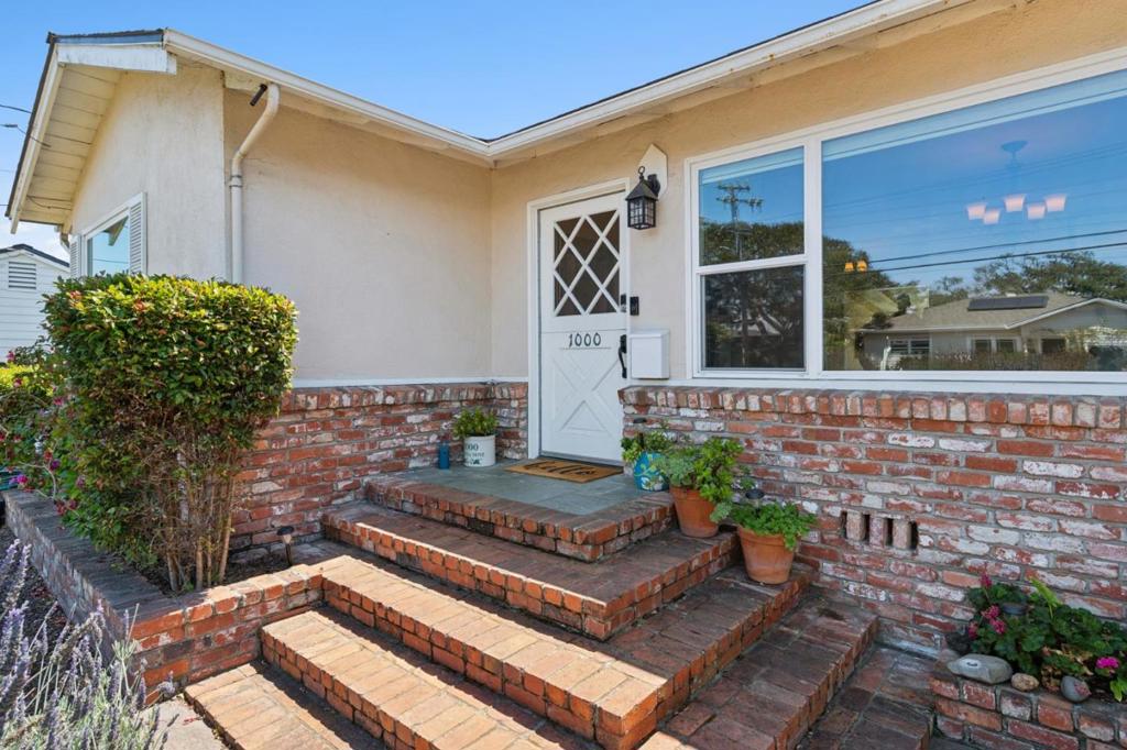 1000 Portola Drive