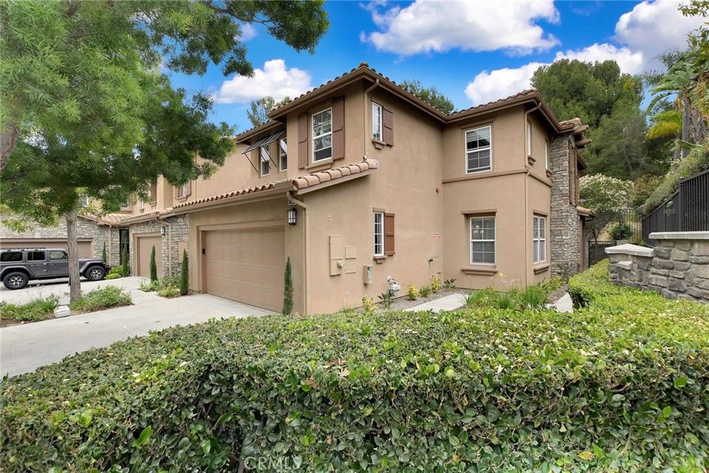Photo of 3426 Caraway LN, Yorba Linda, CA 92886 (MLS # CV26117238)