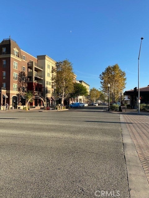 24237 Main Street