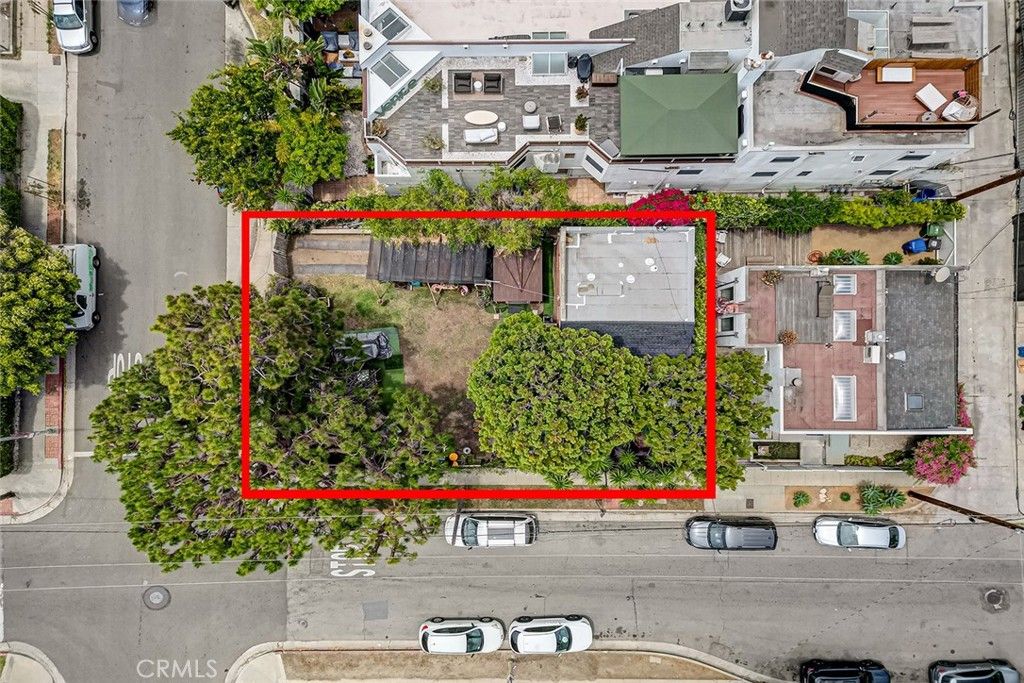 Photo of 717 4th Avenue, Venice, CA 90291 (MLS # SB25247114)