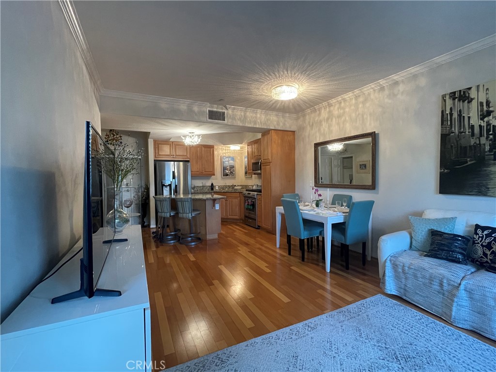 21345 Hawthorne Boulevard 110