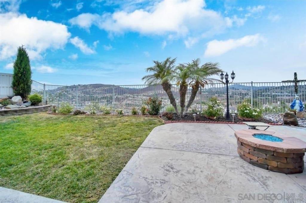 10394 Valley Waters Dr