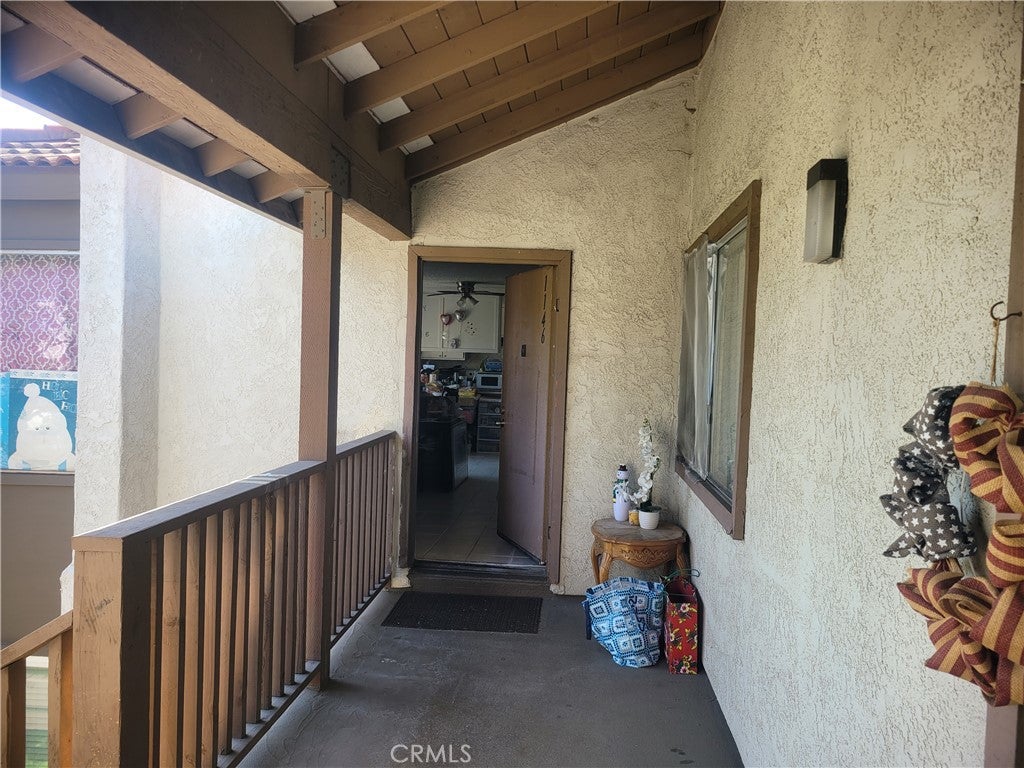 1146 S Citron 63