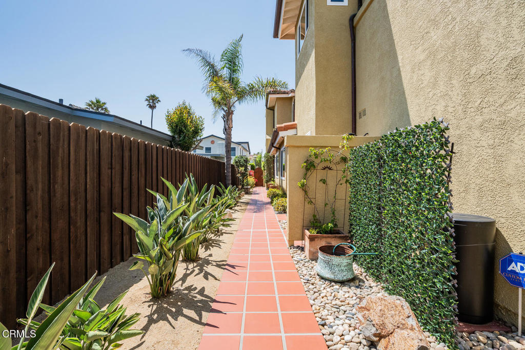 Oxnard Shores 02 - 127702 - Residential