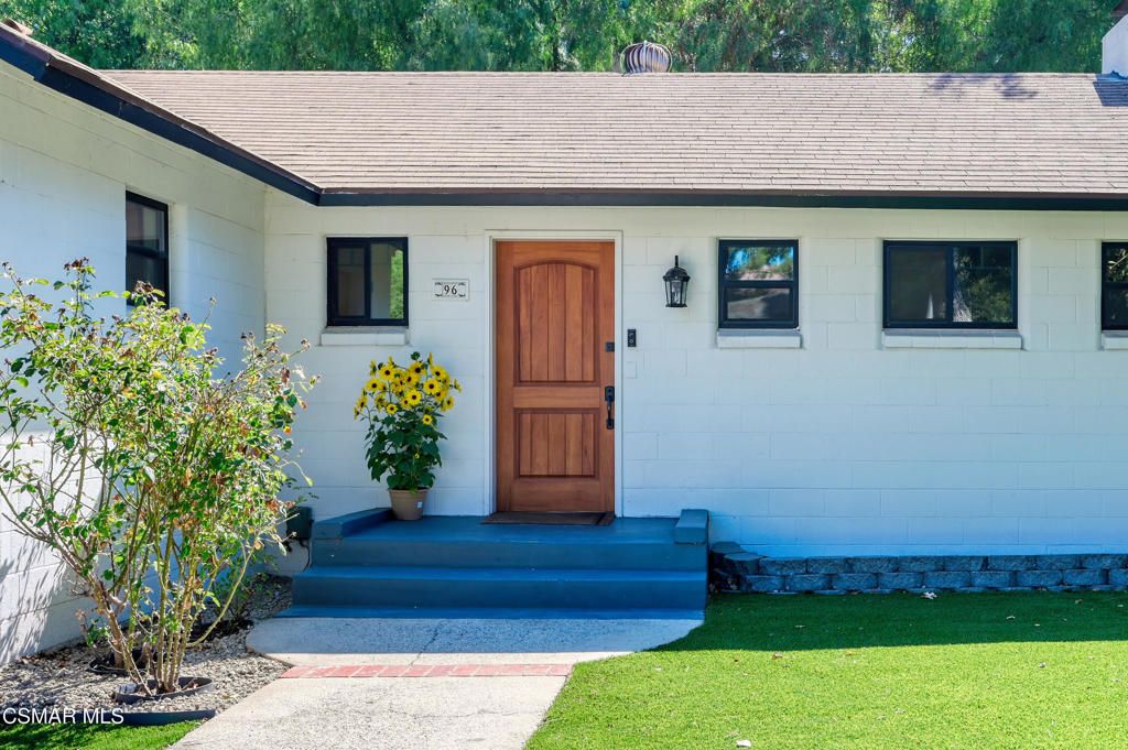 Photo of 96 Erbes Road, Thousand Oaks, CA 91362 (MLS # 225005092)