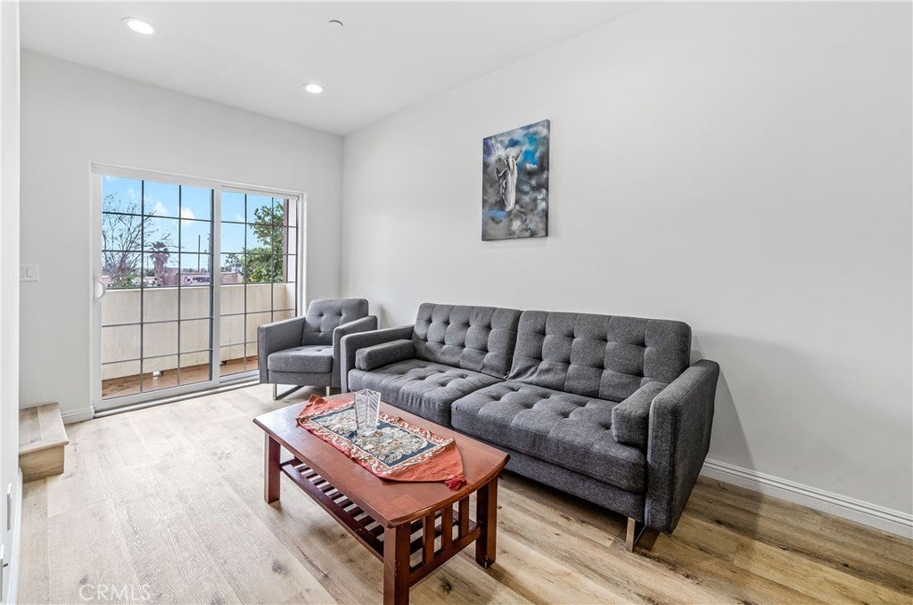 1101 N Maclay 4