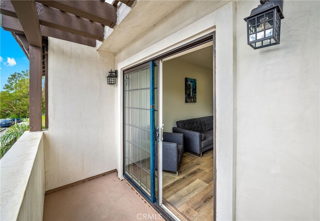 1101 N Maclay 4