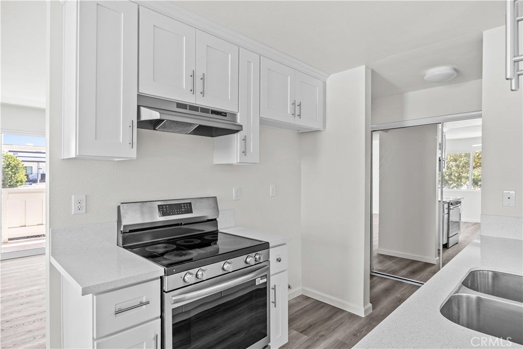 2332 E 17th 101
