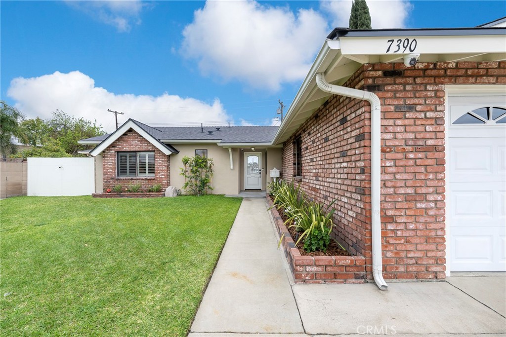 7390 Blackhawk Circle