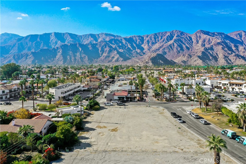 La Quinta Village - Land