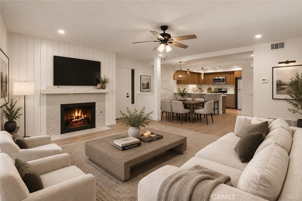 16512 Blackbeard Lane 204