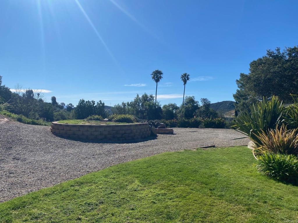 25915 Jesmond Dene RD